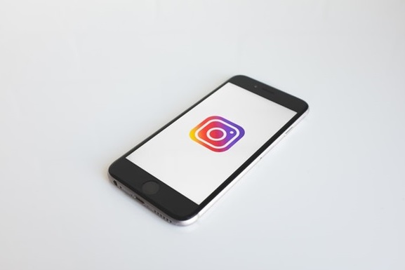 Instagram изменил условия пользования ради безопасности подростков 