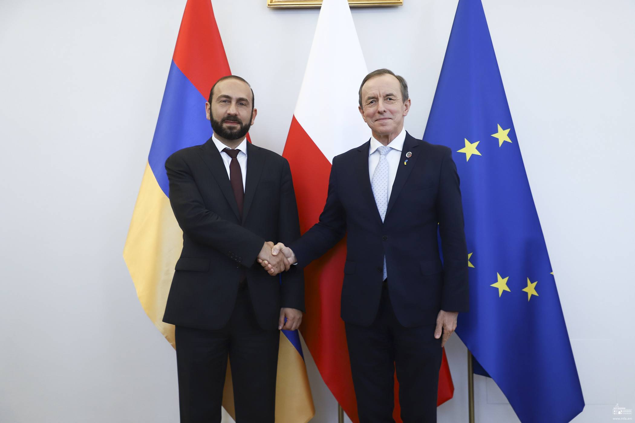 Ղարաբաղի հակամարտությունը պետք է իր լուծումը գտնի խաղաղ ճանապարհով՝ բանակցությունների սեղանի շուրջ. Միրզոյանը՝ Գրոձկիին