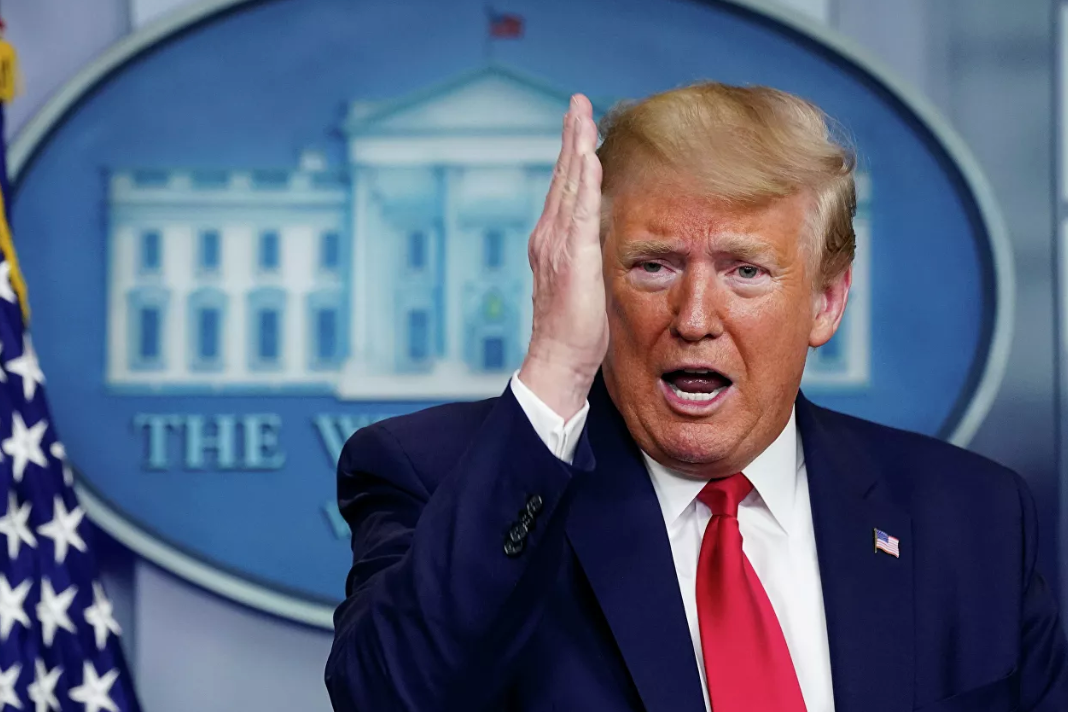 Трамп уверен, что спасение Америки — в космосе