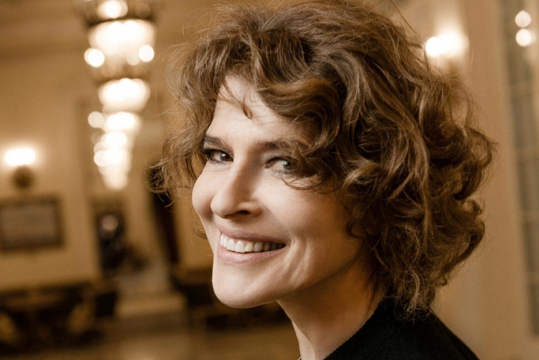 «Я не люблю автобиографии»: Фанни Ардан – истинная француженка с каплей армянской крови 