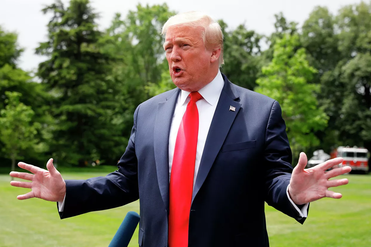 Трамп уверен, что эпидемия коронавируса пройдет без вакцины